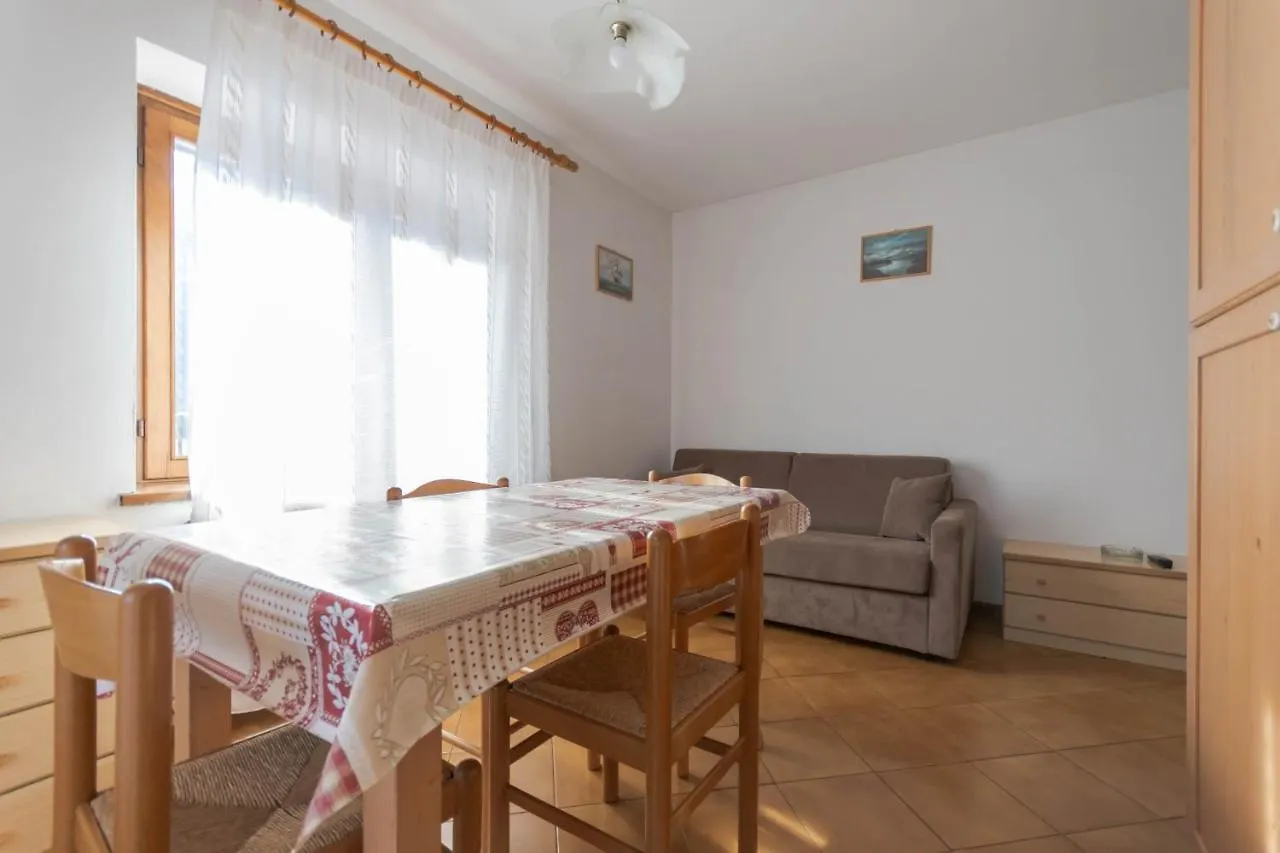 Casa Falcade 0*,